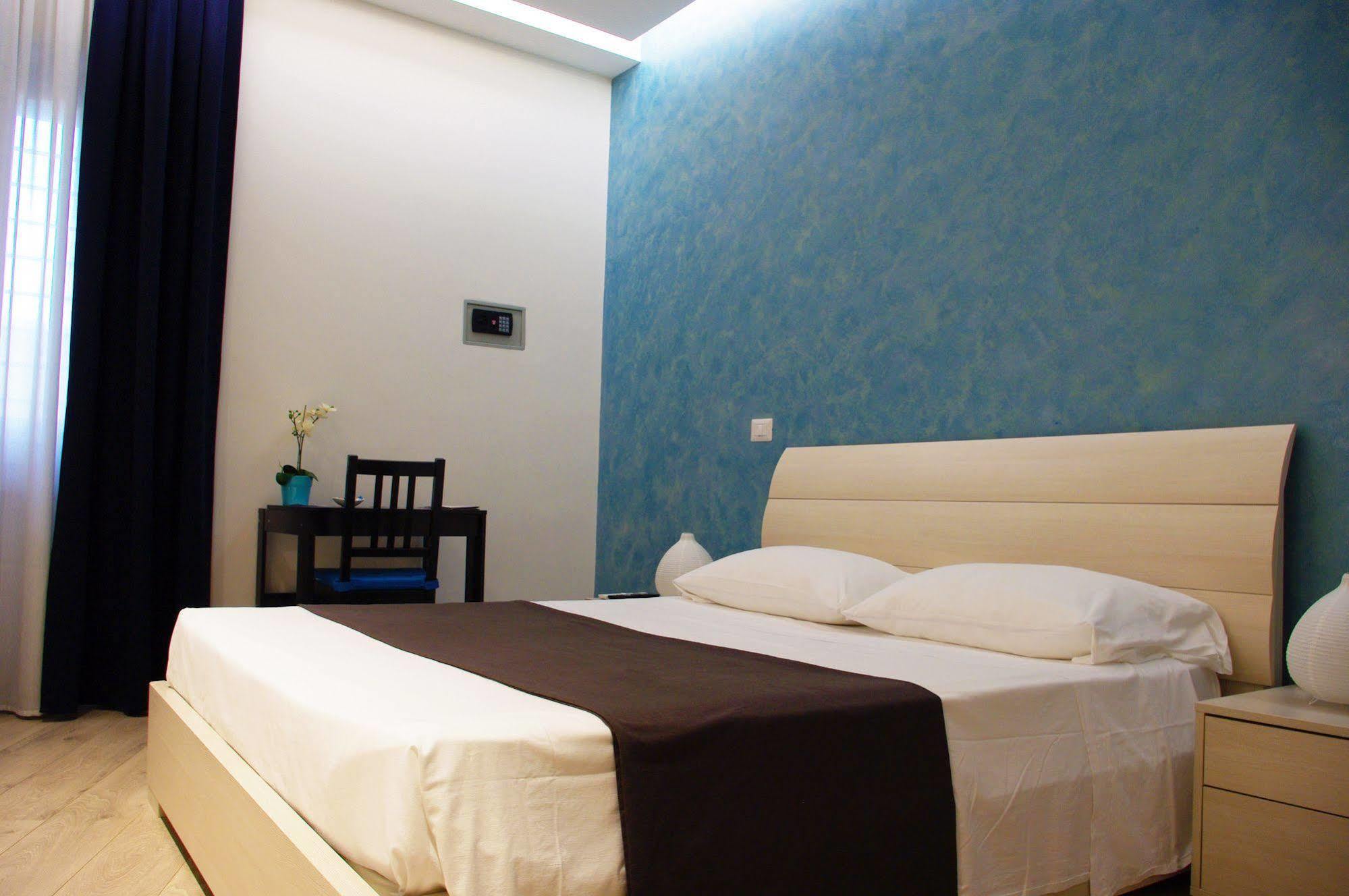 Domus Barberini Bed & Breakfast Roma Ngoại thất bức ảnh